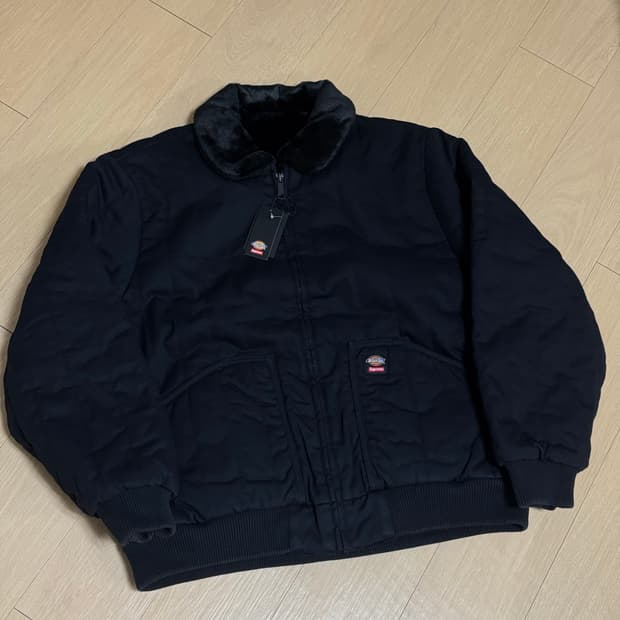 [XL] 슈프림 디키즈 25fw 리버시블 퀄티드 포우 퍼 워크 자켓 블랙