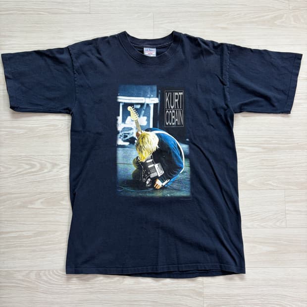 빈티지 커트코베인 티셔츠