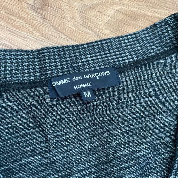 꼼데가르송 옴므 플러스 가디건 블랙 차콜