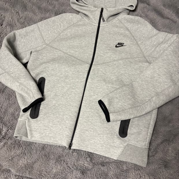 나이키 테크팩 신품급