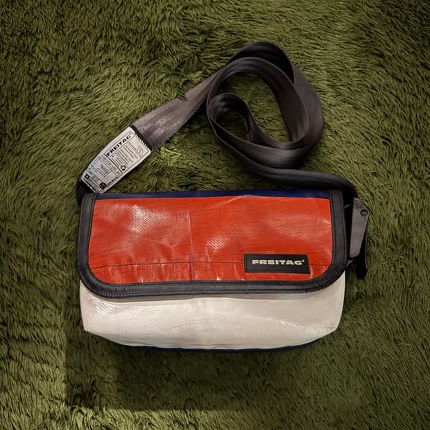 프라이탁 하와이파이브오 F41 메신저 백