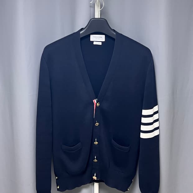 [정품] 3 톰브라운 밀라노스티치 사선 금장 가디건