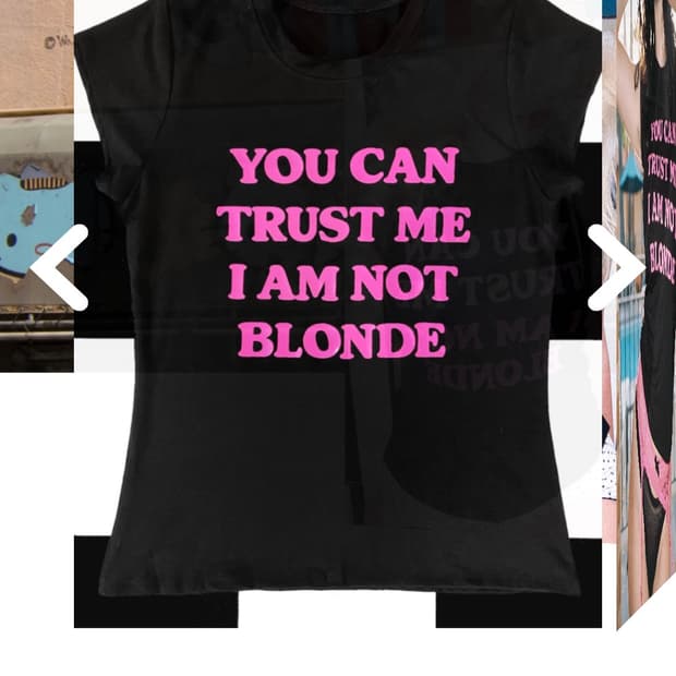 구함) omighty 오마이티 NOT BLONDE TEE IN BLACK