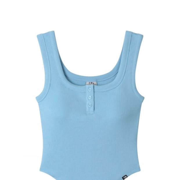 어스지구 SLIM CURVE BRA SLEEVELESS 캡 나시