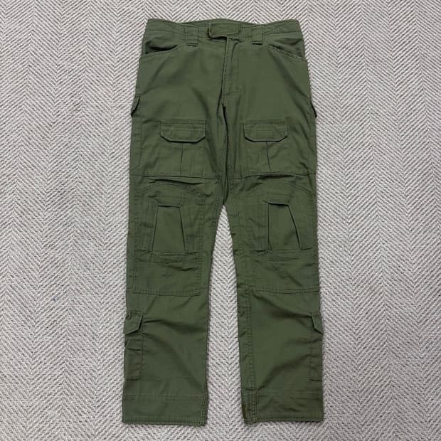 텍티컬 디테일 워크 팬츠 v2504