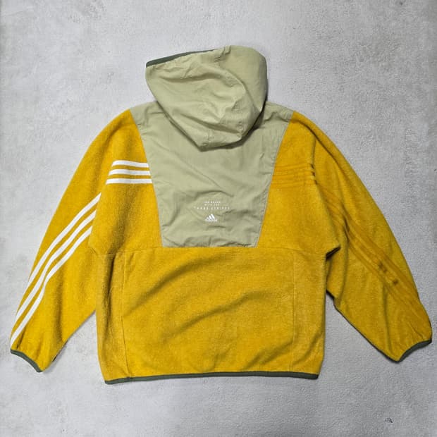 아디다스 뽀글이 버튼 바람막이 후드 자켓 옐로우