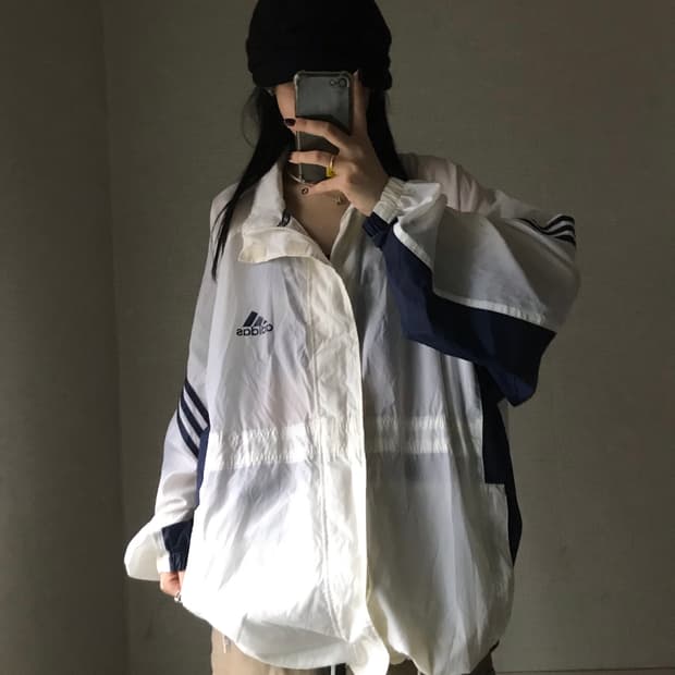 아디다스 90s 오버핏 바람막이
