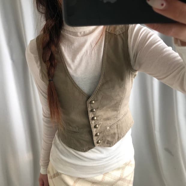 823. beige vintage vest 