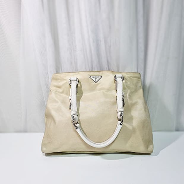 프라다 토트