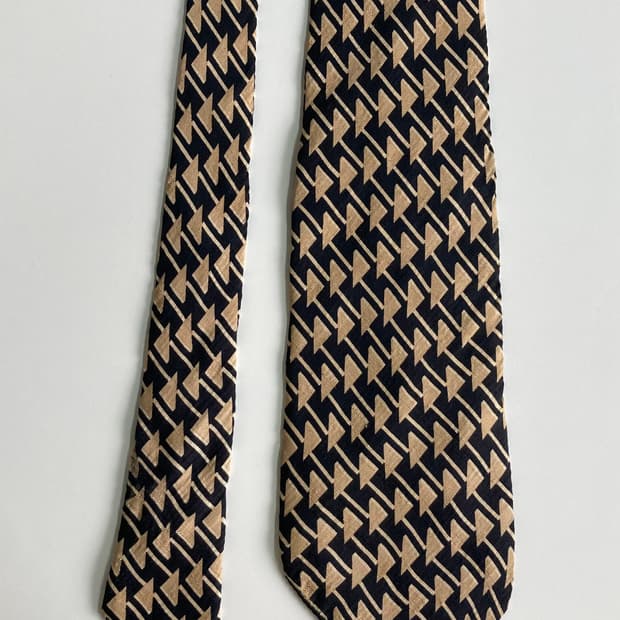 크리스찬디올무슈 넥타이