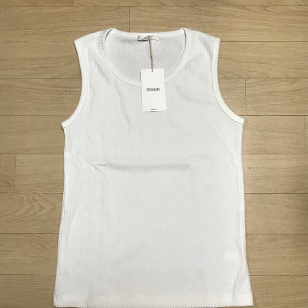 다이브인 슬리브리스 화이트 2 새상품