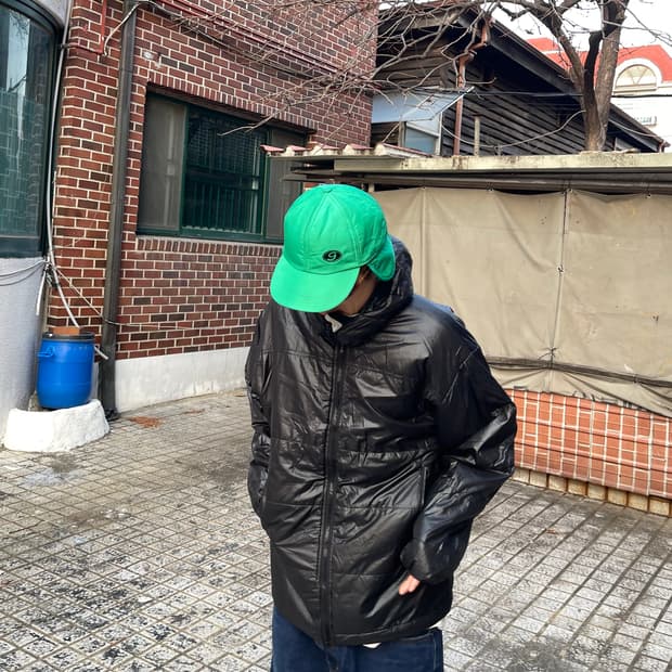 갭 GAP 나일론 이어플랩 캡