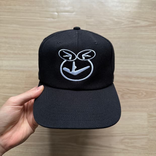 슈프림 에이펙스 트윈 블랙 볼캡