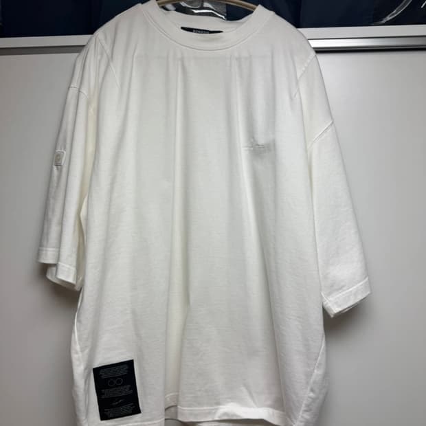 송지오 화이트 코튼 반팔 오버핏 티셔츠 105(실측 105~110)