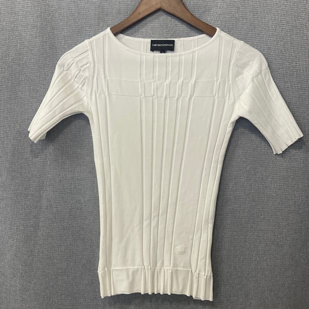 EMPORIO ARMANI 여성 반팔티셔츠