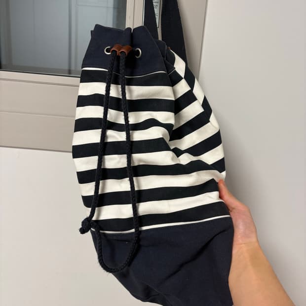 유니클로 jw앤더슨 가방