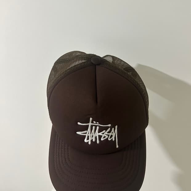 스투시 트러커 캡 브라운