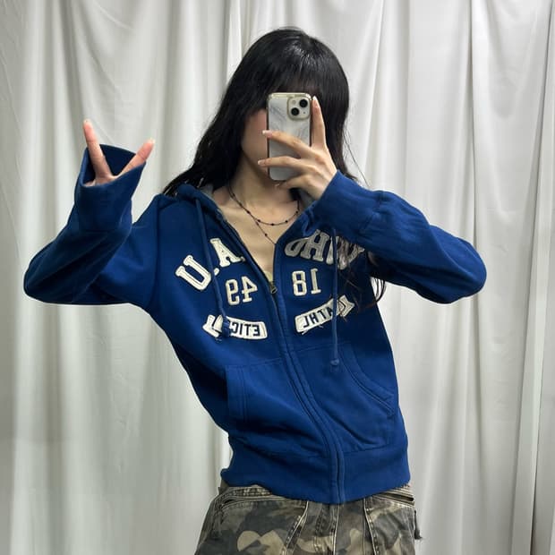 Who.A.U blue hood zip-up