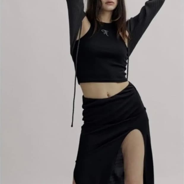 쓰리타임즈 크리미 롱 스커트