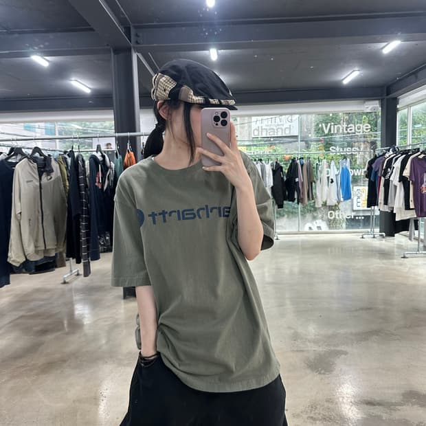 칼하트 루즈핏 카키 반팔 티셔츠