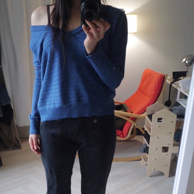 [GAP] light wool v neck knit