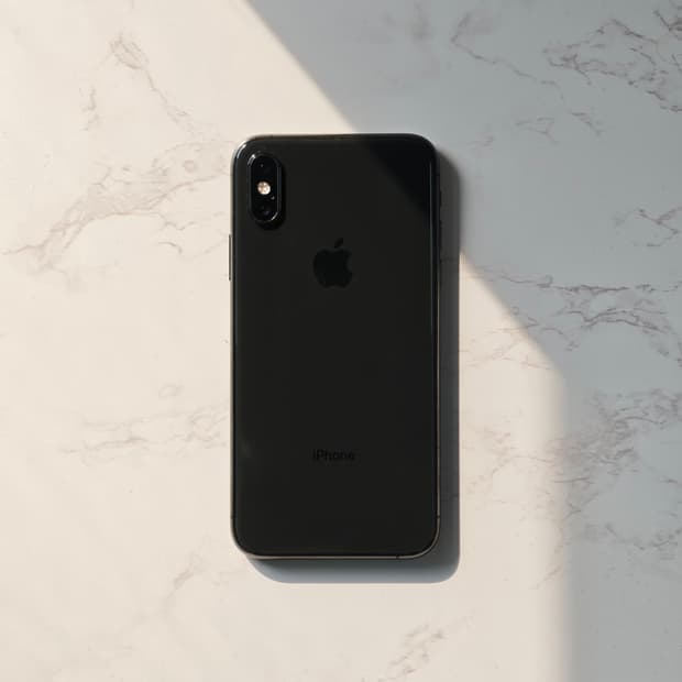 아이폰xs 블랙 256GB 카메라무음 배터리100%