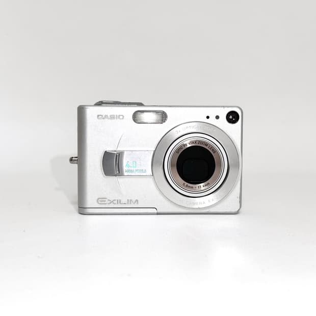 (사쿠라 pick!) 카시오 엑슬림 Z40 | Casio Exilim