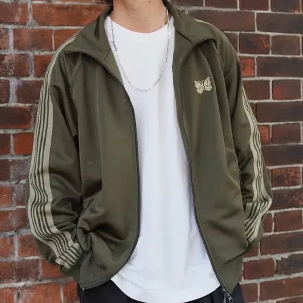 니들스 LHP 별주 트랙자켓 올리브