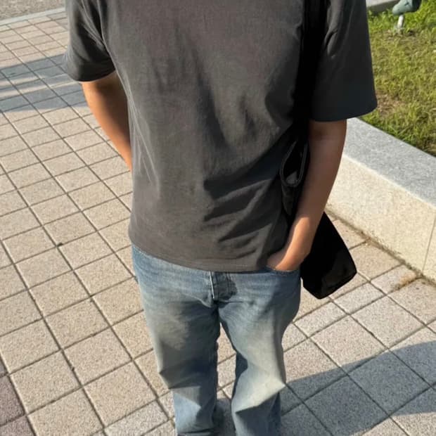 파세르 릴렉스 크롭티 빈티지차콜