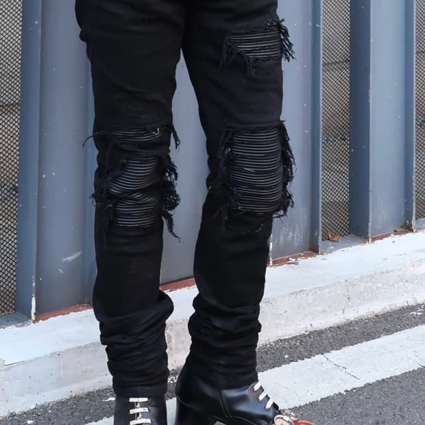 AMIRI MX1 Distressed Black Jeans