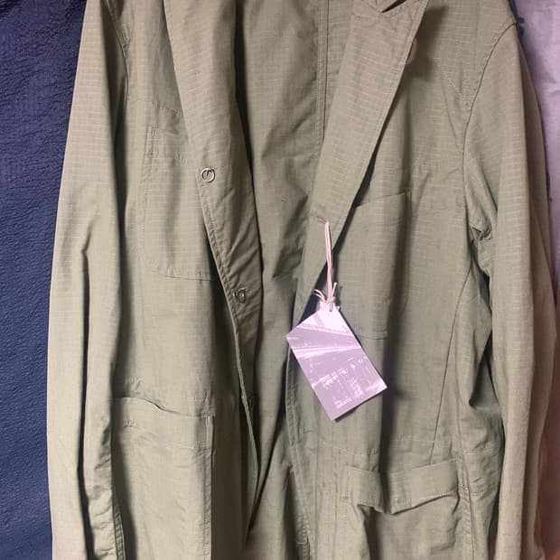 엔지니어드 가먼츠 베드포드 L