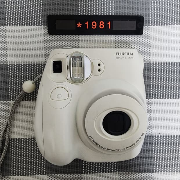 후지 인스탁스 미니 7S 화이트 폴라로이드 카메라