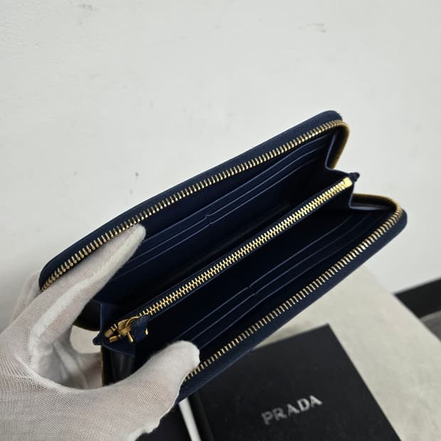 [보증서 정품] 프라다 사피아노 지퍼 장지갑