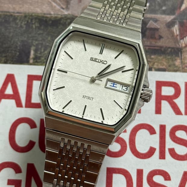 Seiko 세이코 쿼츠 SPRIT 스퀘어 스노우 플레이크 Day-Date