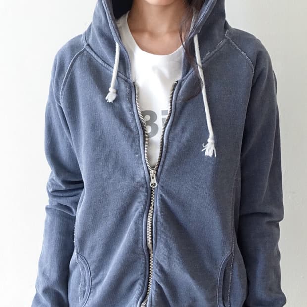 washed lily hoodie 구해요