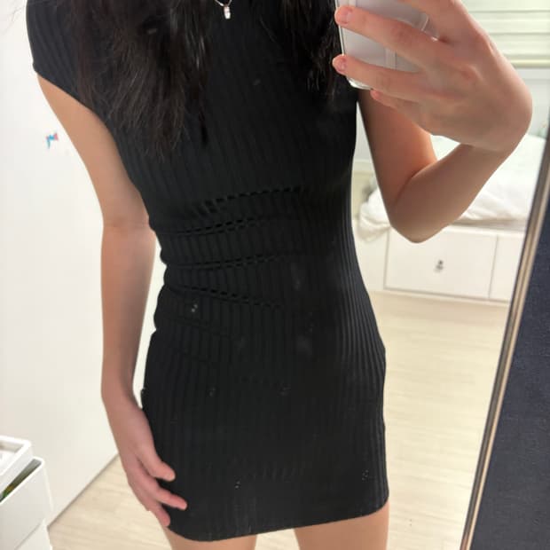 아미 블랙 원피스