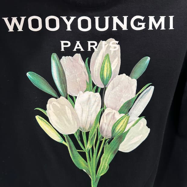 (새상품급) 우영미 백로고 플라워반팔 블랙(38)