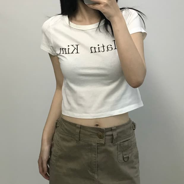 마땡킴 화이트 크롭 반팔 티셔츠