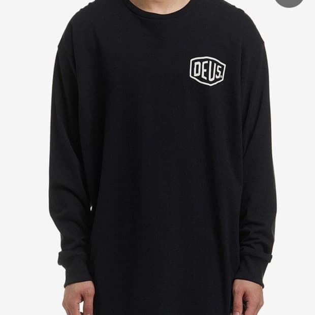 데우스 엑스 마키나 서울 M사이즈