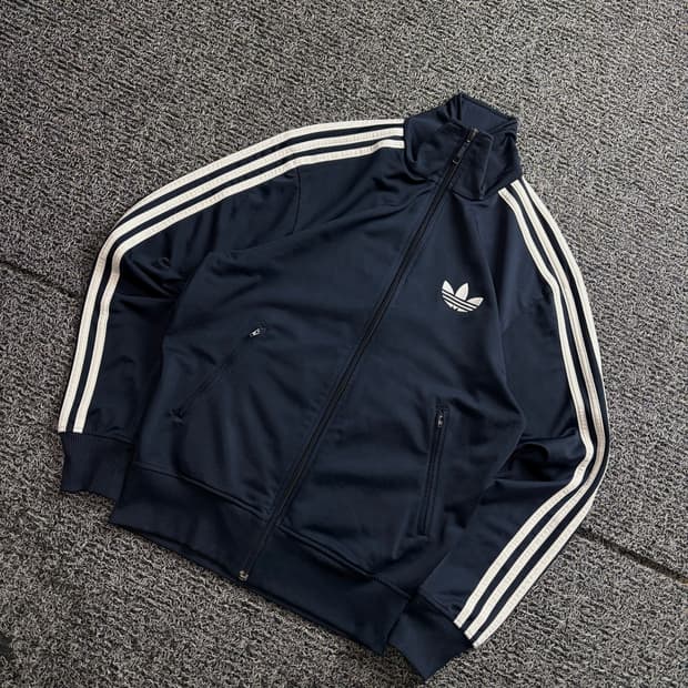 아디다스 트레포일 파이어버드 트랙탑 2985