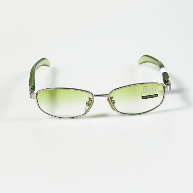 돌체앤가바나 슬림 스퀘어 틴트 빈티지 안경