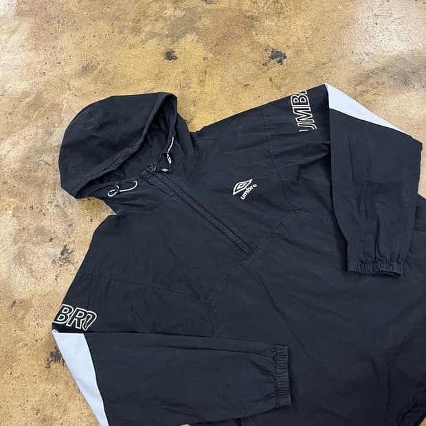 [정품/L] 엄브로 후드 하프집업 바람막이 블랙 b19