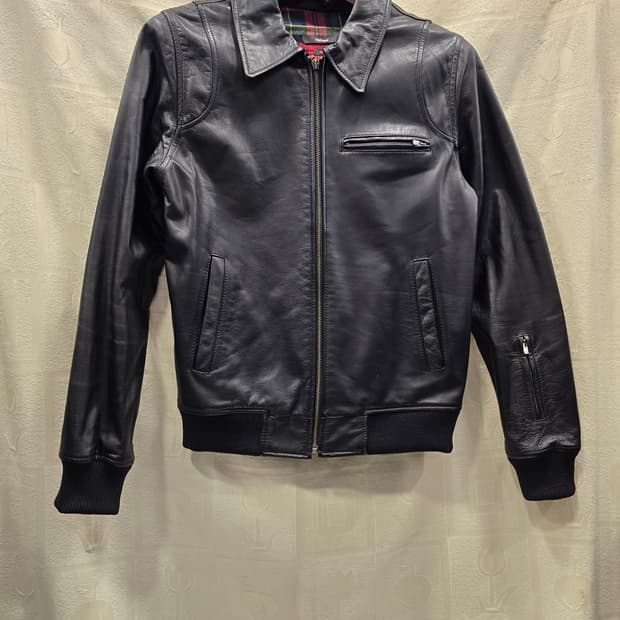 라클리크 블랙 가죽 자켓 90(S)