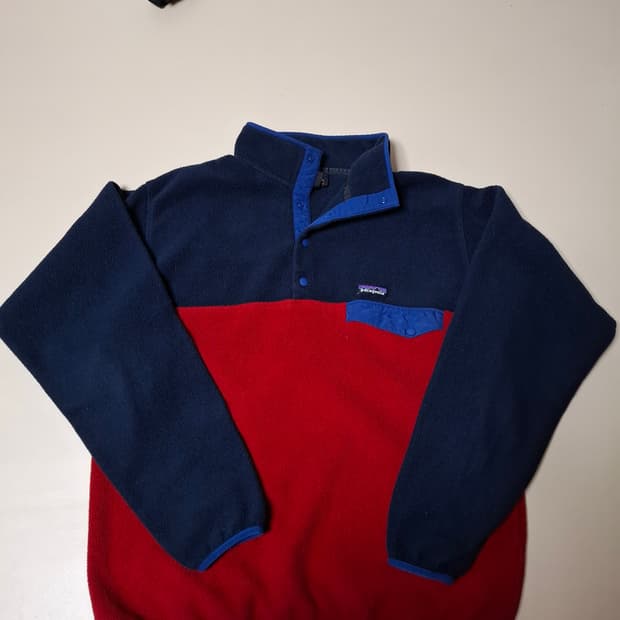 L 파타고니아 신칠라 플리스 풀오버 네이비/레드