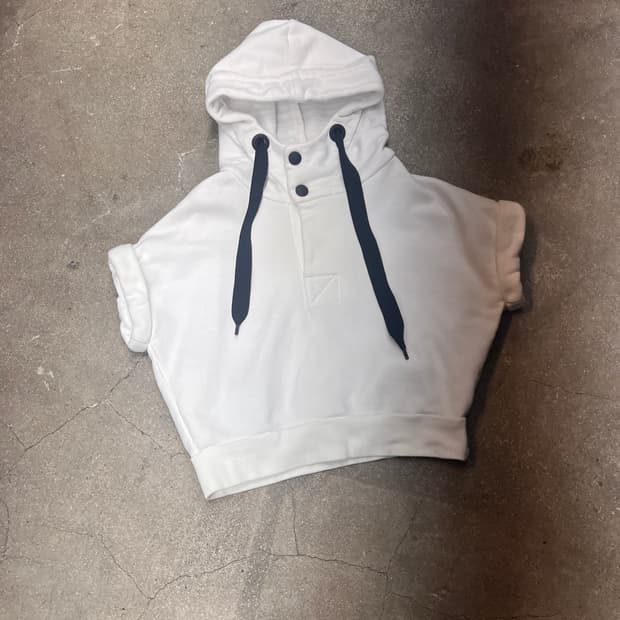 일본 브랜드 Aula Aila 쭈리 후디