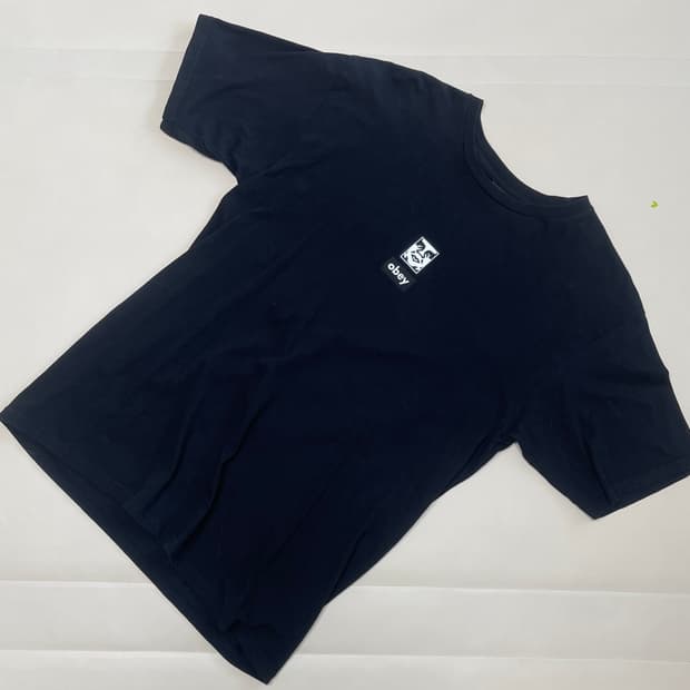 Obey 시그니처 프린팅 숏 슬리브 L