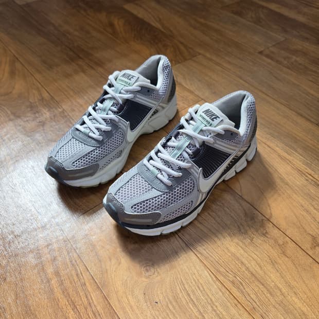 나이키 줌 보메로5 