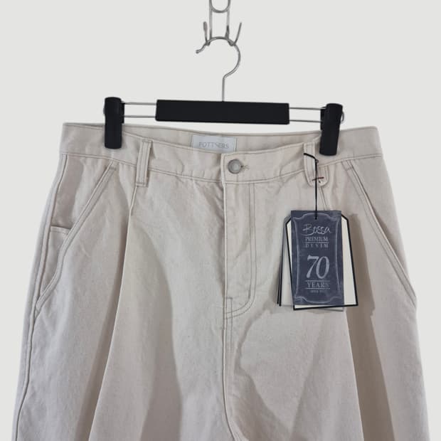 새상품[L]포트너스 Maxi 크림 와이드 팬츠 MEN