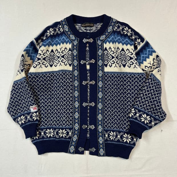 M) Nordstrikk 노르딕 패턴 앤틱 울 가디건