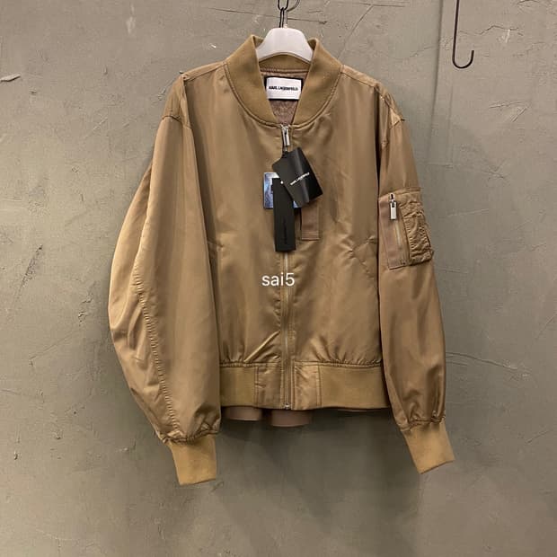 새상품 칼라거펠트 네쥬 보머점퍼 항공점퍼 77